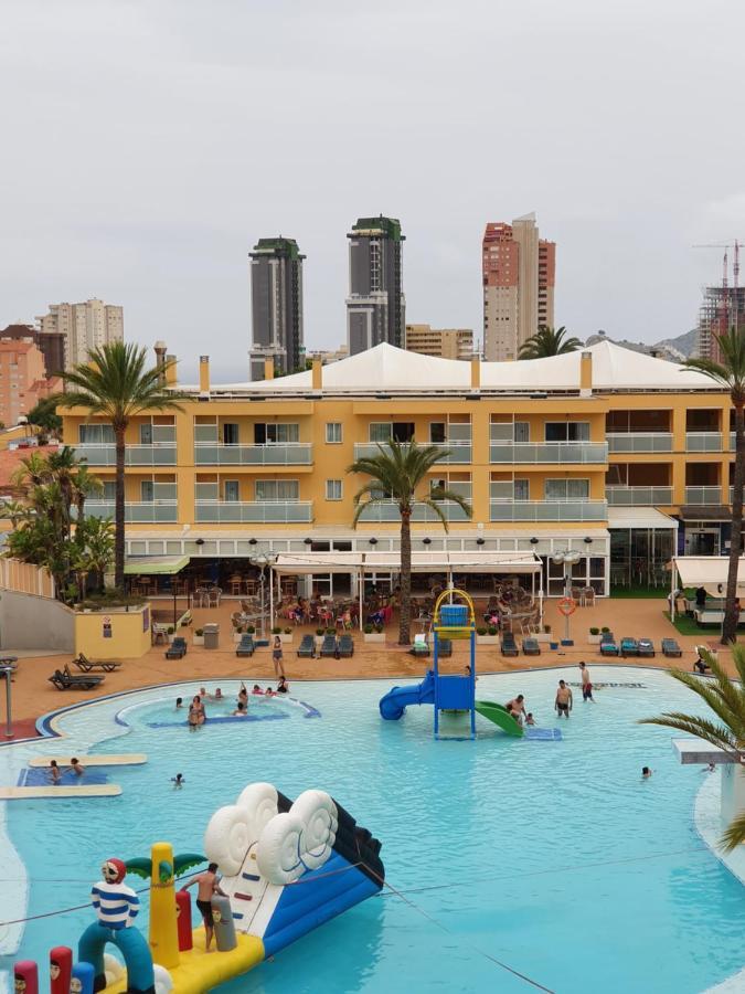 Apartamentos Turisticos Terralta Бенидорм Екстериор снимка
