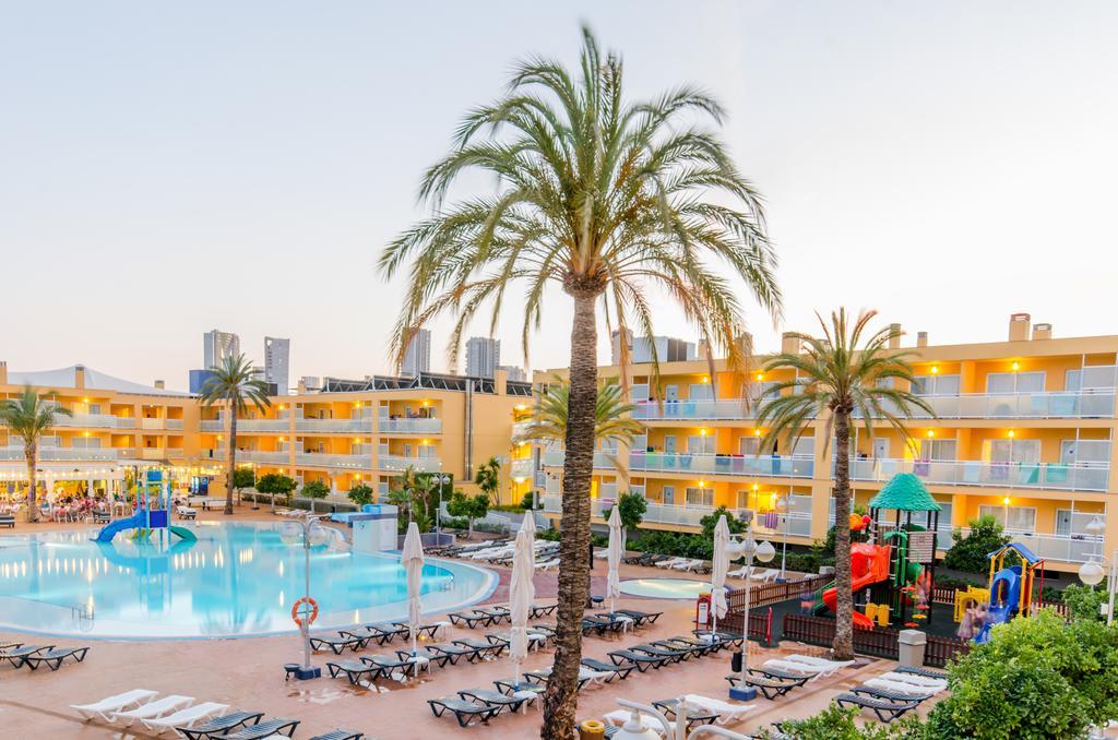 Apartamentos Turisticos Terralta Бенидорм Екстериор снимка